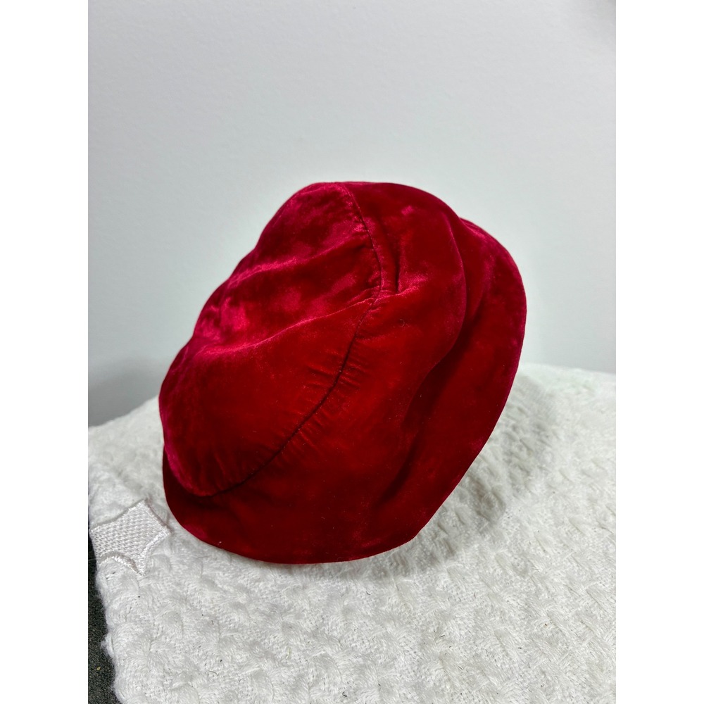 Vintage 1950s Red Velvet Sculpted Cloche Hat Womens Cocktail Mid Century